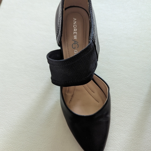 Andrew Geller Size 7 Black High Heels - Picture 3 of 4